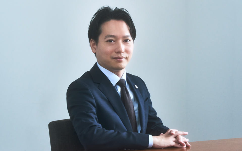 島村 海利 写真